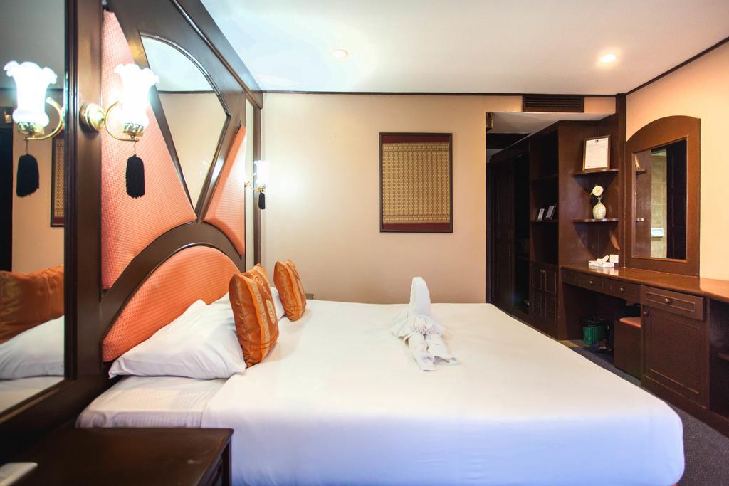 Kelly'S Residency Otel Patong Dış mekan fotoğraf
