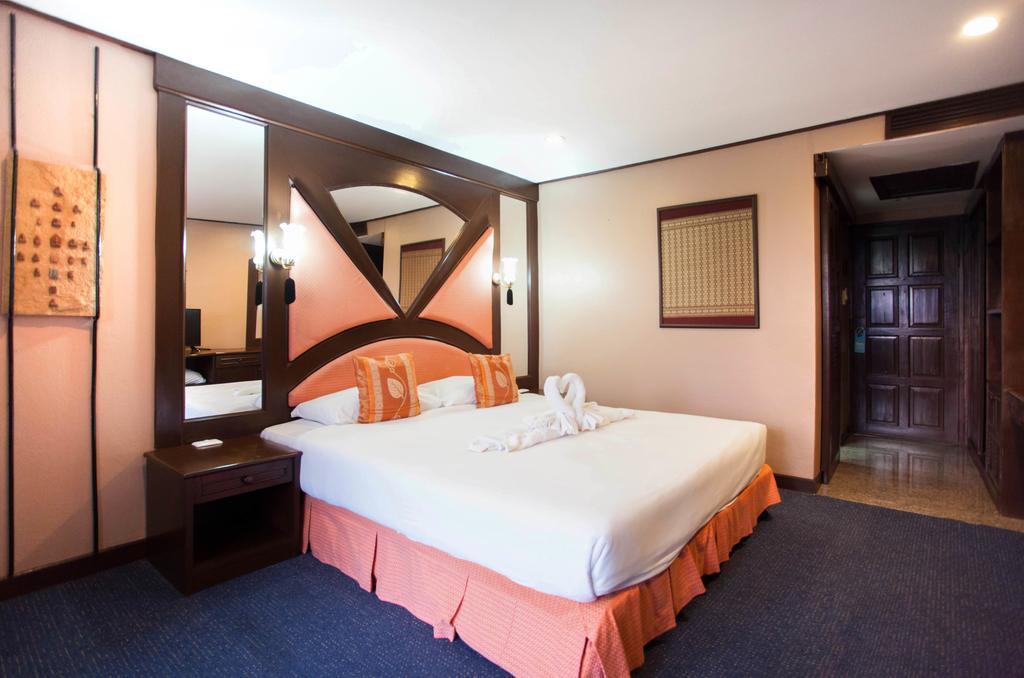 Kelly'S Residency Otel Patong Dış mekan fotoğraf